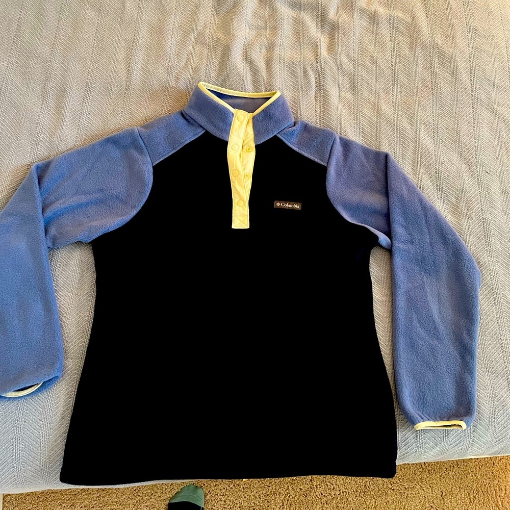 EUC Columbia pullover